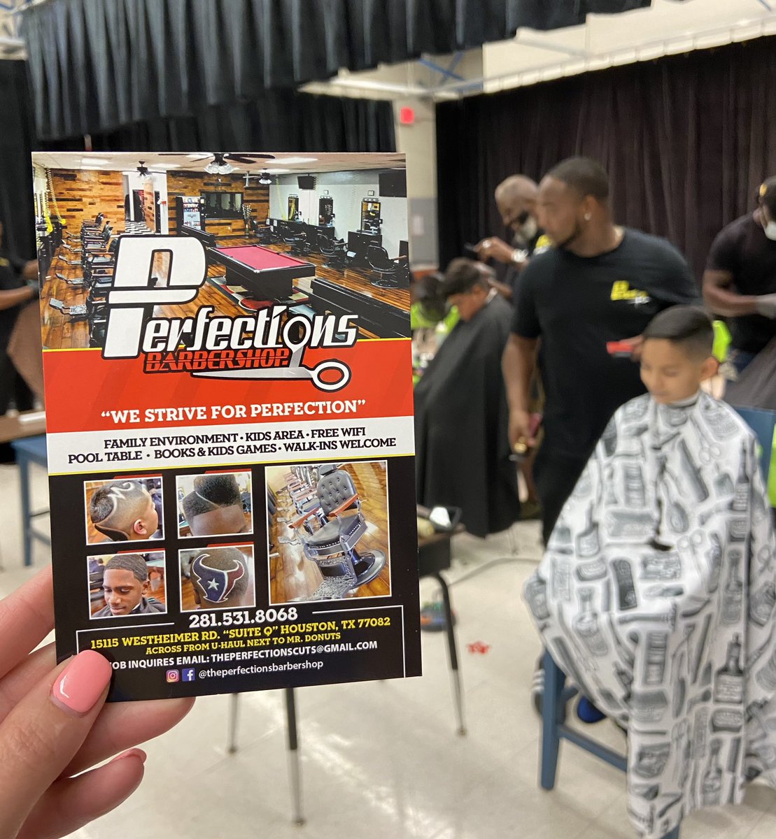 KennedyCougs's tweet photo. Kennedy Cougars will be lookin’ fresh for the 2022-2023 school year thanks to Perfections Barbershop💈 @AliefISD #SafariToSuccess #ExcellentOnPurpose https://t.co/GdhTT2z1iL
