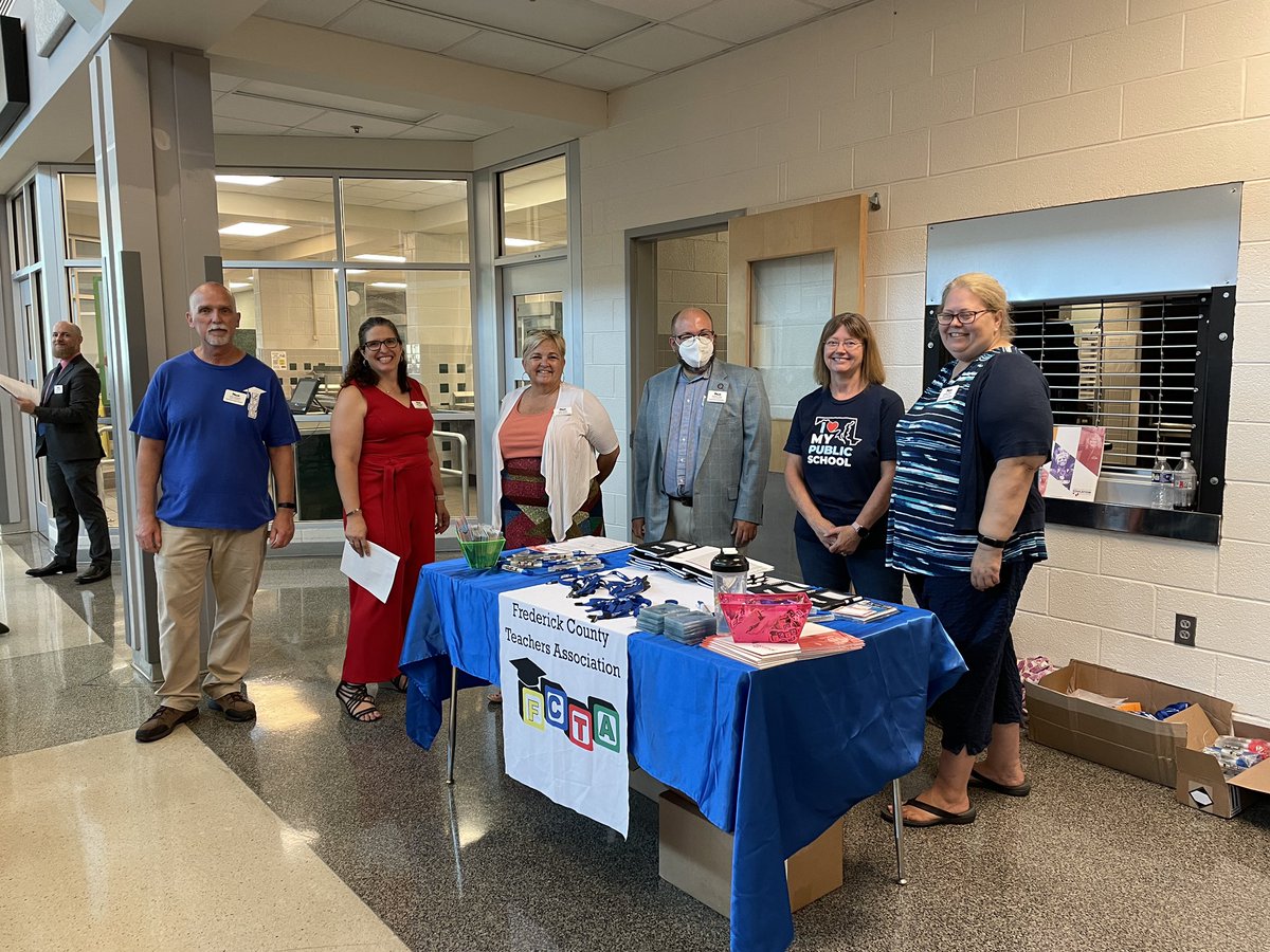 FCPSPLcoord's tweet photo. Thank you FCTA for sponsoring a delicious lunch for our FCPS new hires! #FCPSPL. #FCPSWelcome #FCTA https://t.co/jtryNHrhML