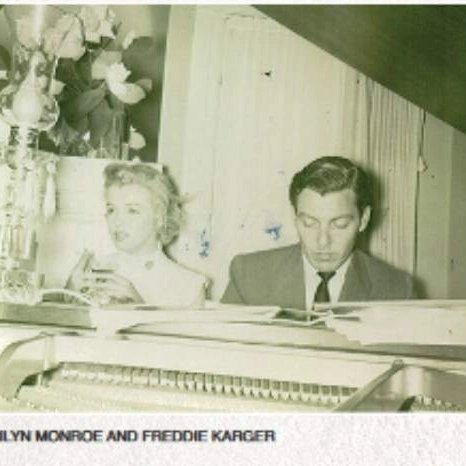 Clubpassionmar2's tweet photo. #marilynmonroe #clubpassionmarilyn #fredkarger https://t.co/AwTcwJFz8p