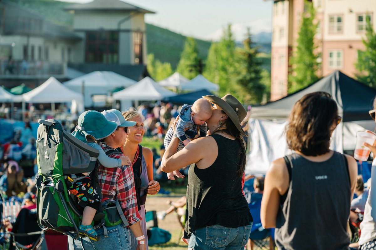 The Rocky Mountain Music Series is for ALL ages! ❤️​

Every concert features a host of family-friendly activities throughout the day including face painters, balloon artists, lawn games and steer roping practice areas.
Learn more: bit.ly/3zI1neR