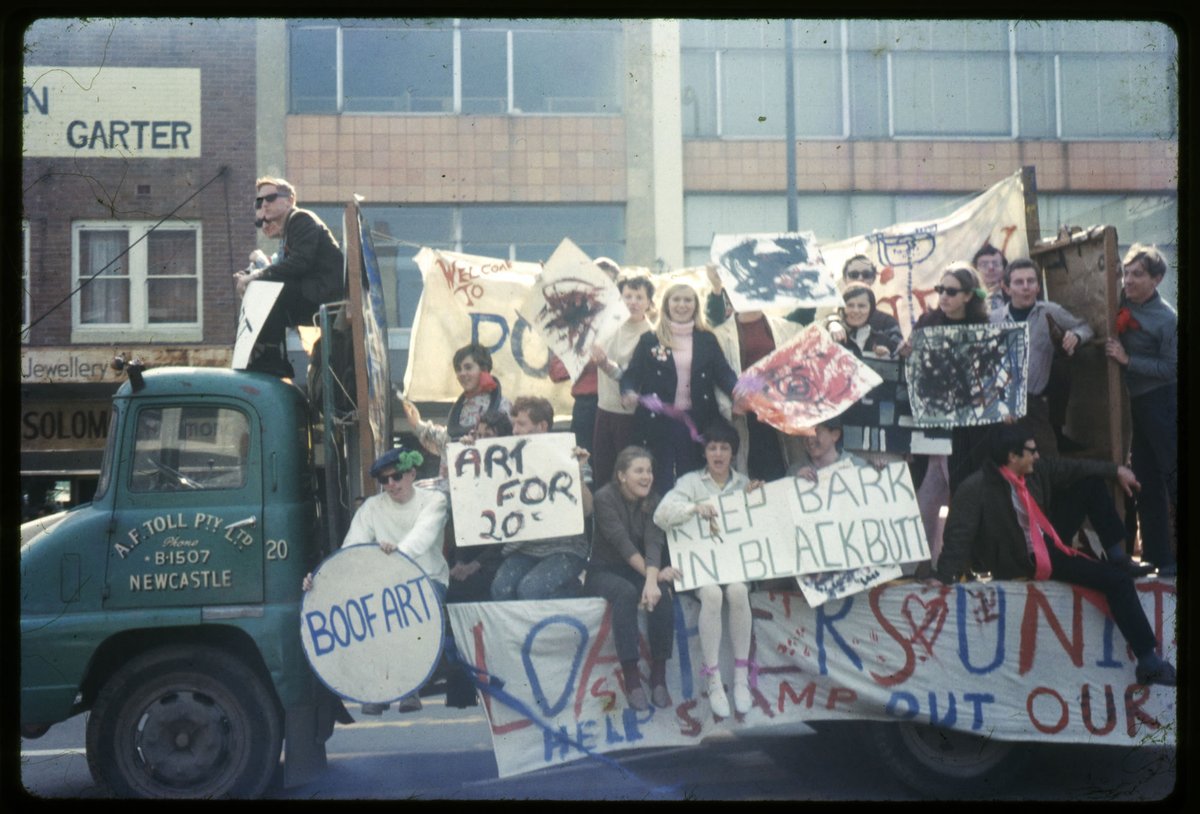 UON_SpecColl's tweet photo. Its #AutonomyDay!, the annual celebration of the University of Newcastle becoming independent from the University of NSW in 1965.
📸 @Uni_Newcastle Autonomy Day procession through Newcastle in 1967, by Ross Smith. View the Autonomy Day timeline here: https://t.co/NHgSePdgzj https://t.co/CZNaVpqDS0