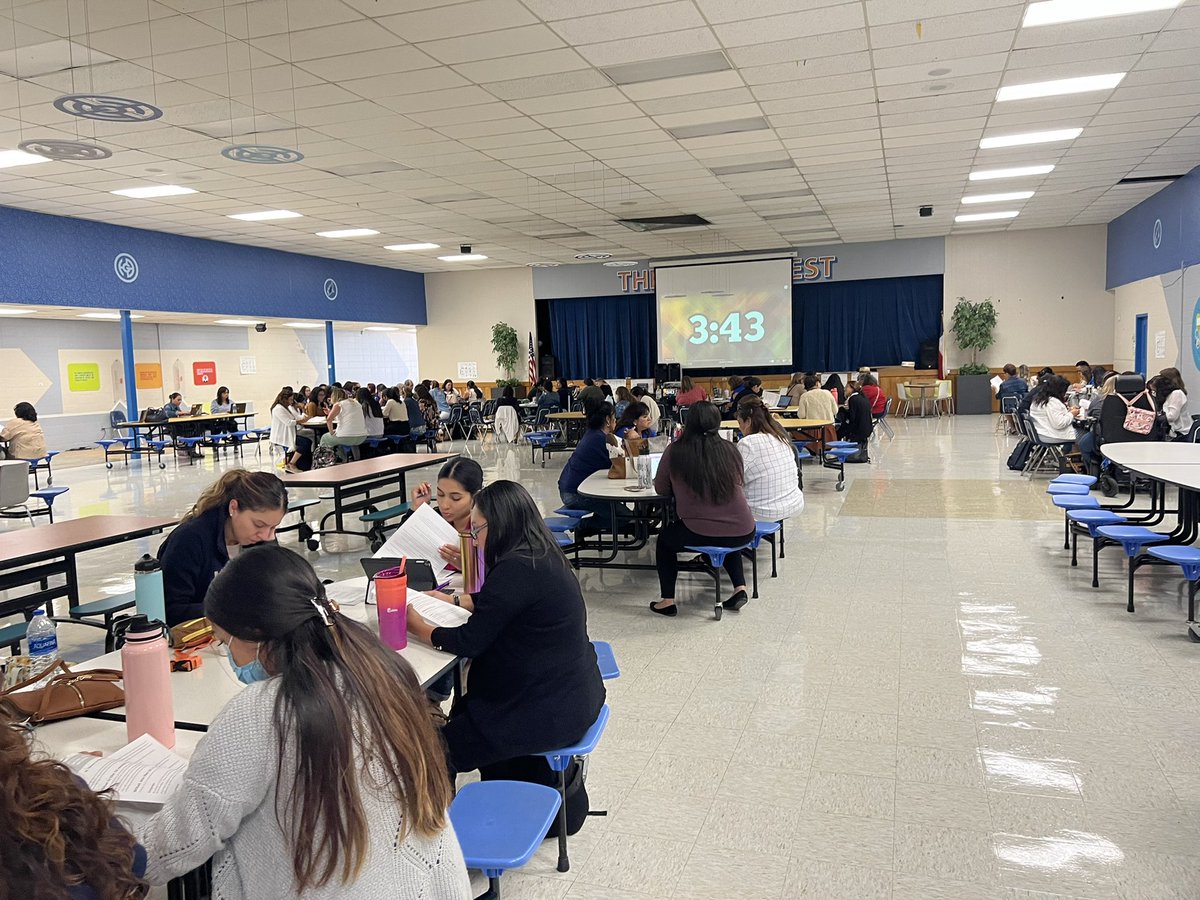 ScienceJessicaF's tweet photo. So grateful to facilitate Science professional learning with self contained K-5 teachers!😊 Thank you teachers for your dedication to teaching @EISDofSA scholars! #EISDScience https://t.co/LSLTXRESlh