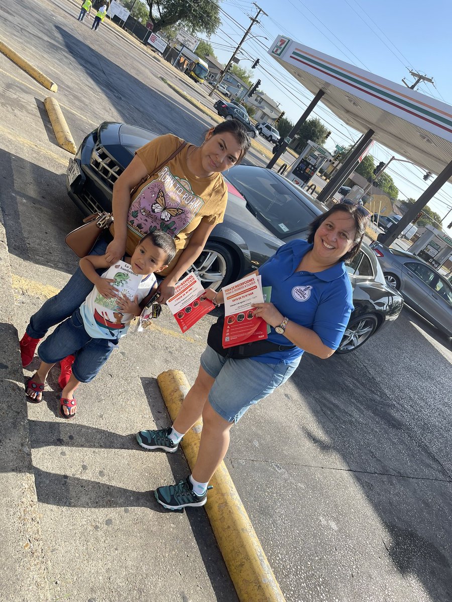 JGrayDISD's tweet photo. #pressingthepavement was a success today! I enjoyed spreading the word about Pre-K with @mtorresibanez and @AnafiEdna! 📚 
@ReadBIGDallas 
@ICanReadDallas 
@DrElenaSHill https://t.co/q2OSwKR0Zh
