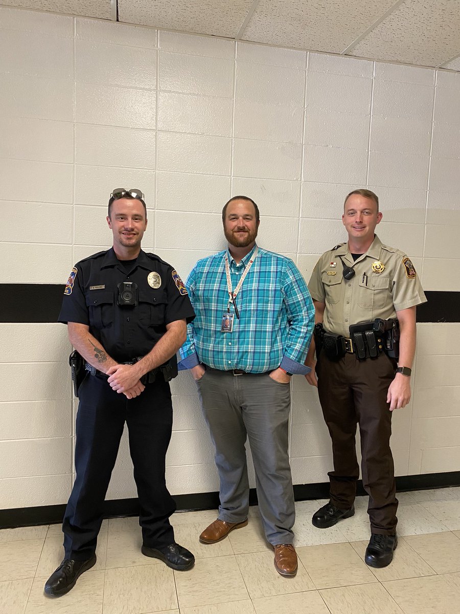 Proud to have representatives from Stevenson Police Department and the Jackson County Sheriff’s Department for the first day of school.