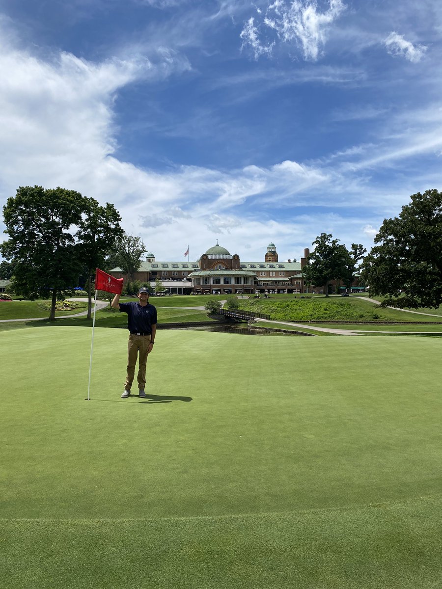 parkerbaney's tweet photo. Thankful for the memories and opportunities Medinah provided me throughout my internship, making for an unforgettable summer! https://t.co/pEMB8E28TN