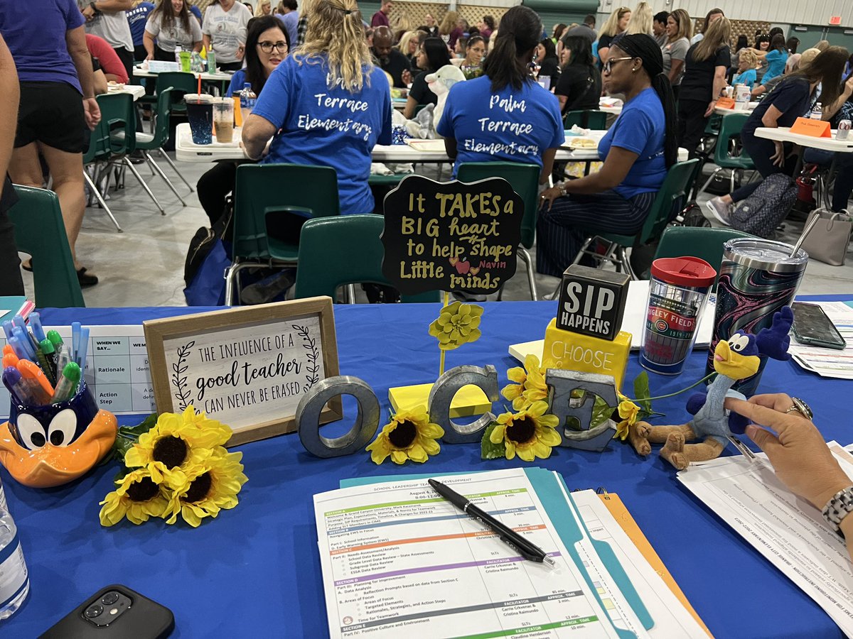 SIP happens! Excited for what's to come this year and we are ready to make some positive changes at #theOC! #academiccoach #studentscomefirst #mypeople #roadrunnerlife @OCRoadrunners @clcinkosky @snrupp