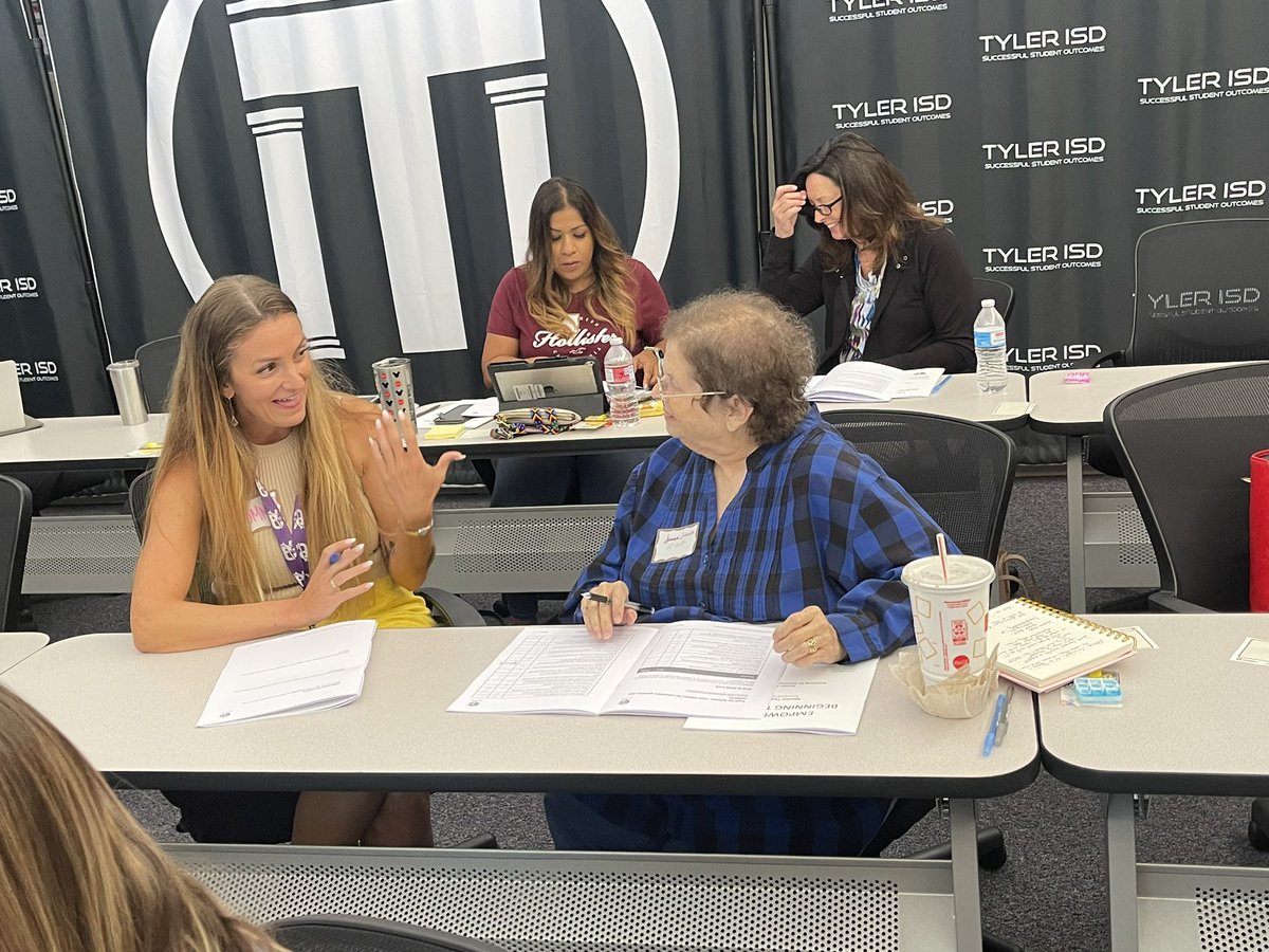 Tyler Mentor Teachers are ready to support their mentees! They are strategically designing beginning teacher support and NOT leaving it up to chance! @tylerisdlearn @MjStokes73 <a href="/TylerISD/">Tyler ISD 🏛</a> <a href="/Region10ESC/">Region 10 ESC</a> <a href="/LNormTeach/">Lani Norman</a> <a href="/dshillinglaw/">Donna Shillinglaw</a> #mentorshipmatters