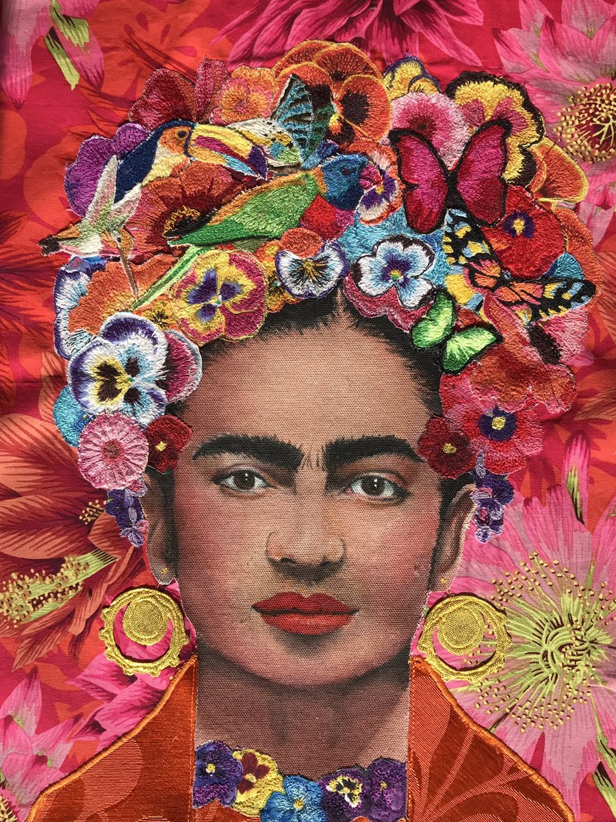 LouSalmon's tweet photo. Some of my free motion embroidery Fridas, they make me smile 🪡🧵🌺 https://t.co/NDrjLNRm3N