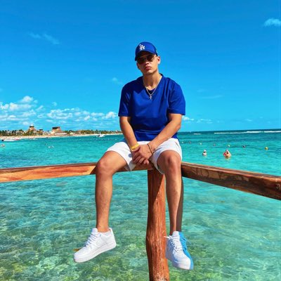 Bryanherediaa's tweet photo. #NewProfilePic https://t.co/l8lJr2Q5Fw