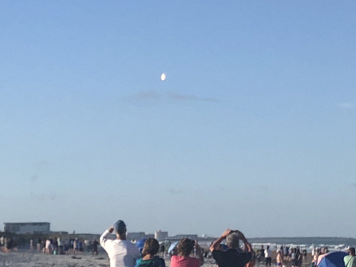 YleemPoblete's tweet photo. With @JasonPoblete celebrating our 27th wedding anniversary in #Florida’s #SpaceCoast where #space #tourism, #commerce, #defense converge. @SpaceFlorida @SLDelta45 Watching #Falcon5 KPLO launch. @SpaceX #SouthKorea #SpaceDiplomacy Florida- site of future global space summits? https://t.co/petfExzSod