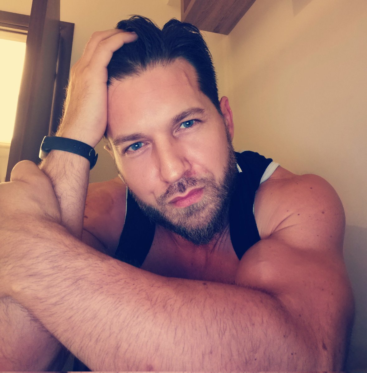 Those eyes - 🤪 Follow Free⬇️ onlyfans.com/hadess_fit @FrenchGaymer @Pollas_lefa2 @HotMaleStuds @Hotgaymen4 @gavinperry60 @pman43 @gayporncrushes @HottieMcHotStuf @DamnHotBod @aussietrbl @gavinperry60 @ColtGrainger @sweatyjock