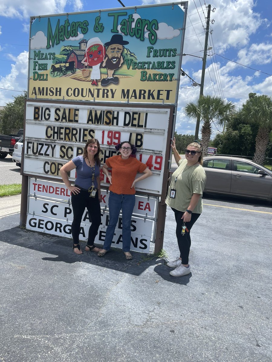 RSE_OCPS's tweet photo. RSE teachers took off on The Amazing Race-Apopka today! Congrats to 3rd gr for their 1st place win! Thanks to the local businesses that let us crash!@propagatesocialhouse  @vampire.penguin.apk #matersandtaters @publix #apopkasplashpad #apopkaamphitheater @apopkahs #johnlandstatue https://t.co/8fhek11FFV