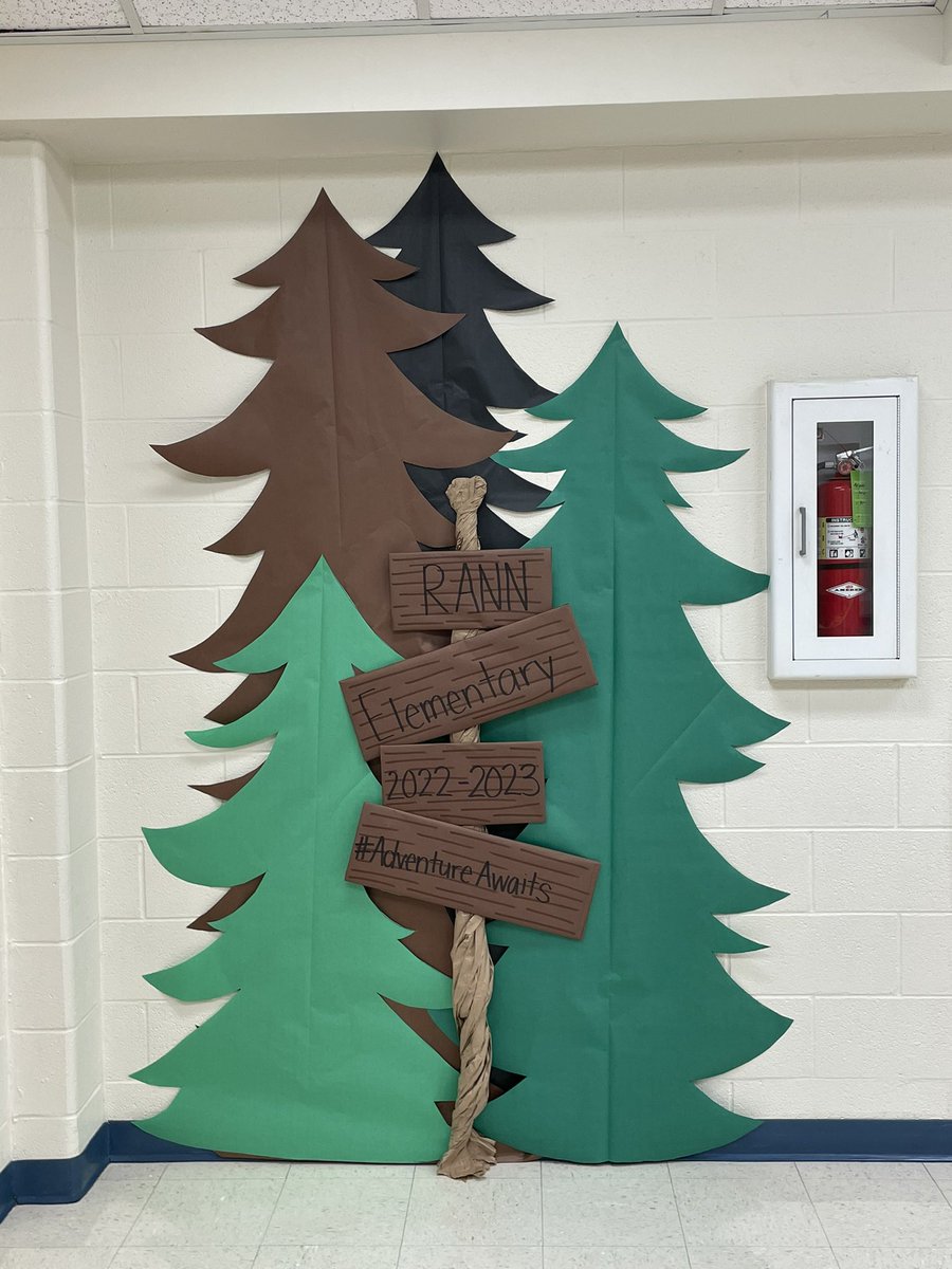 mrtalavera1's tweet photo. Check out some of the decor! Been busy at work to make sure our kiddos have another Amazing Year at School! #rannelementary #adventureawaits https://t.co/OhTlan6vbu