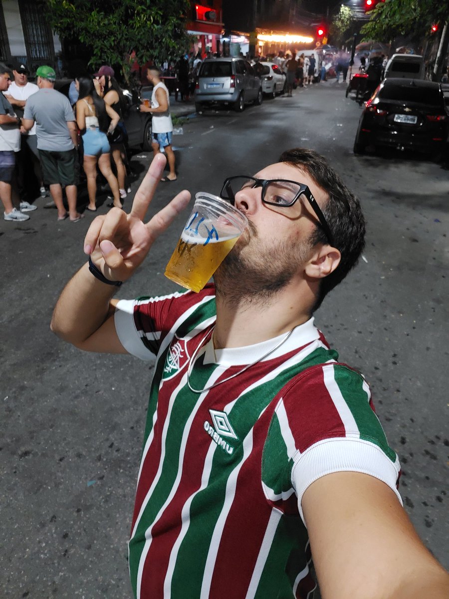 WSNoldingFFC's tweet photo. Eu só queria ficar louco da cabeça vendo o @FluminenseFC jogar...
Vem domingo, vem logo!
#JoguemComoBebemos https://t.co/QJ3O6migWI