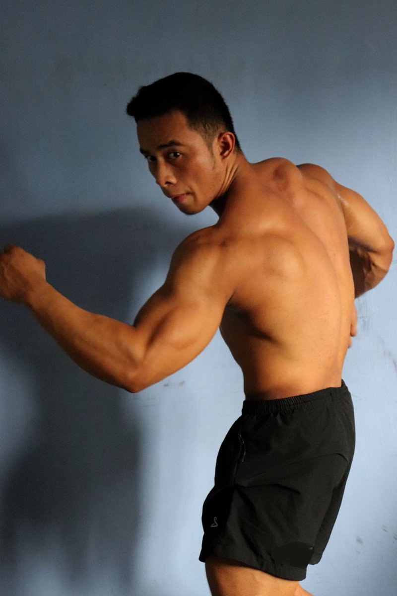 phmodels101's tweet photo. BARRON | HEIGHT:  5'10" | METRO MANILA
CALL/TEXT: 0969-206-3961
MORE PHOTOS CLICKS BELOW:
PHmodels101@gmail.com
@phmodels101
  
#phmodels101 https://t.co/zI8Zr1ftXC