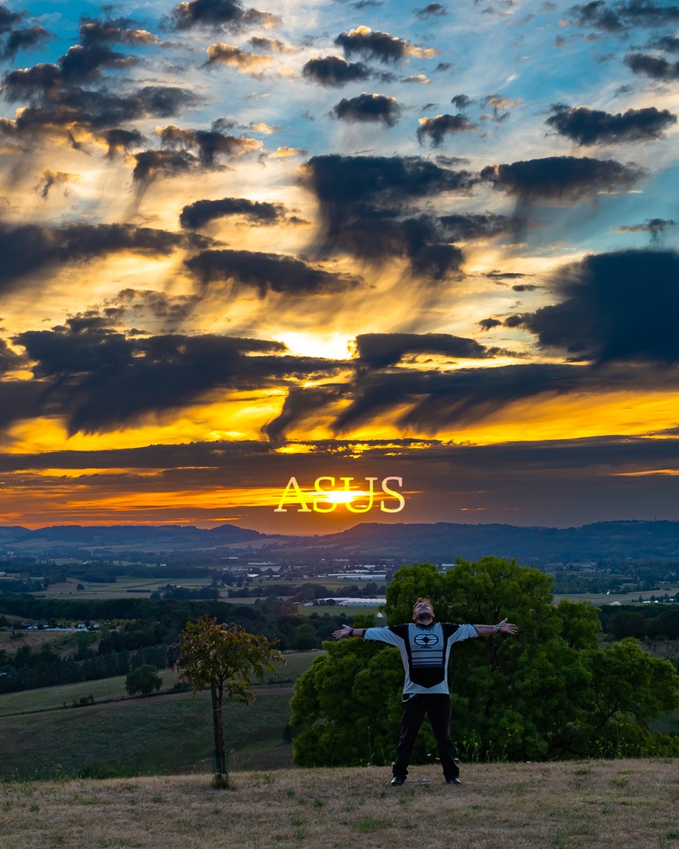 DreamingCrea's tweet image. Pour le concours photo d&apos;Asus : &quot; Vos vacances créatives &quot; !

#CreatewithASUS  #CreateWithAsus #createwithasus #ASUS  #asus