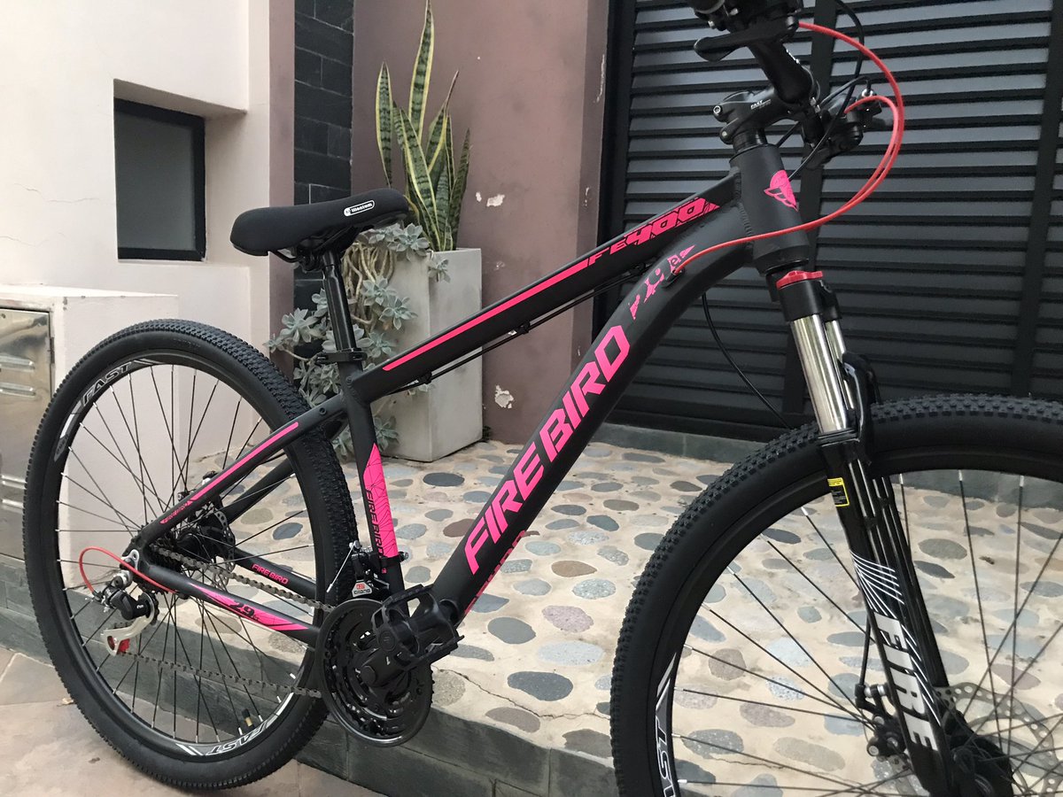 Virginianni's tweet photo. Twitter es servicio así que a continuación dejo fotos de las bicis que vendemos con mi familia. Hay muchos colores disponibles y distintas formas de pago. Gracias por compartir 🫶🏼🤍😘 @VivirenRosario @PreciosRosario2 https://t.co/n368TjGjPY
