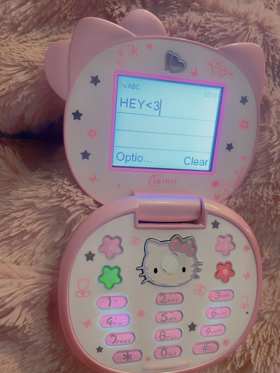 sanrio daily ✨ tweet media