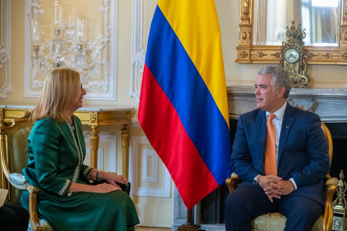 TC_BogotaBE's tweet photo. Embajadora @BesteSun presentó el día de ayer sus Cartas Credenciales al Excelentísimo Señor Presidente @IvanDuque.
🇨🇴🇹🇷
@tcbestepe_es @infopresidencia https://t.co/5gJZiitfGy