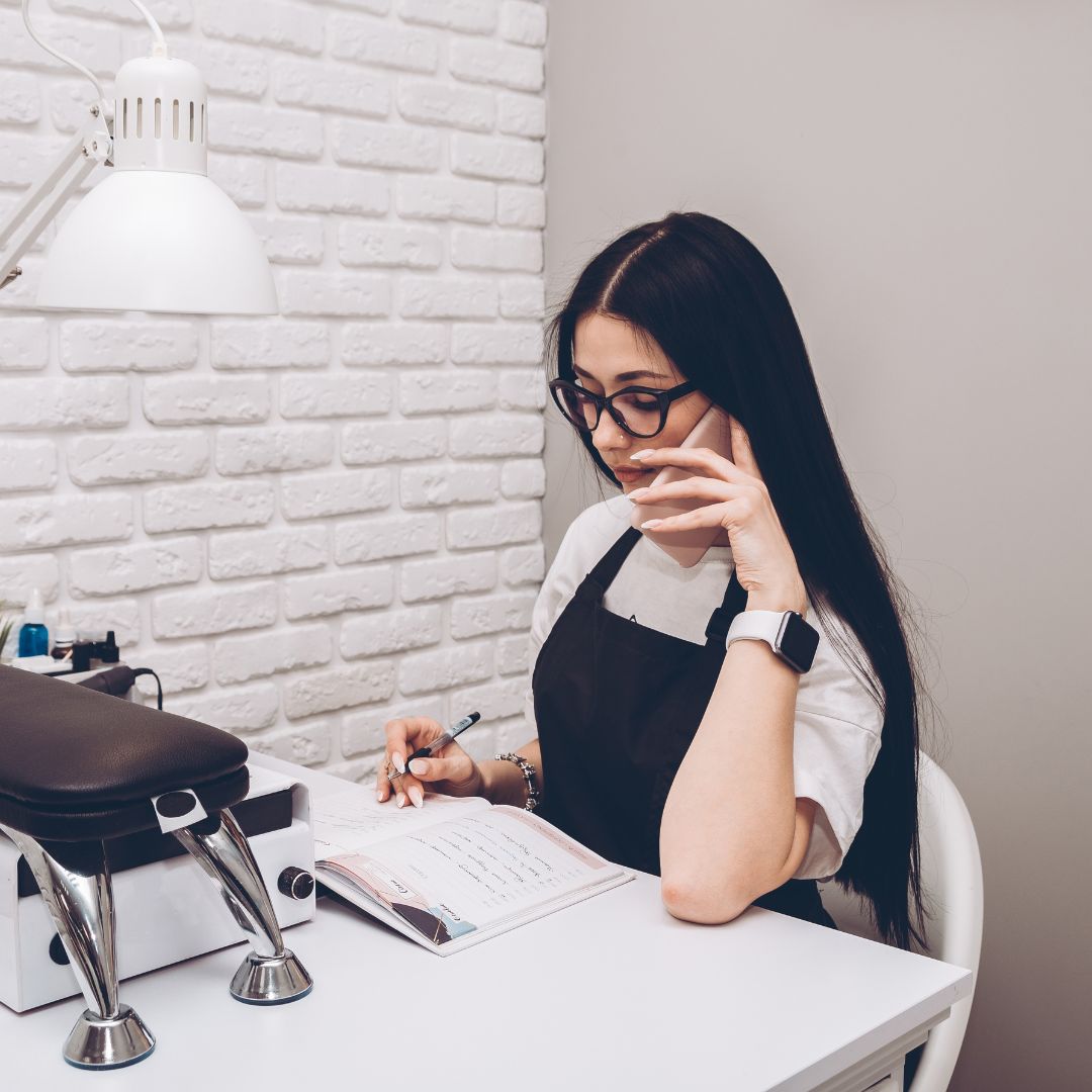 Home Salon Insurance for 👩‍🦰 Beauty Professionals

Learn more about setting up your salon at home 👉 sparrowinsurance.com.au/home-salon-ins…

#homesaloninsurance #homebasedbusinessinsurance #beautyinsurance #saloninsurance #publicliabilityinsurance

📱 (07) 5502 8326
🖥 sparrowinsurance.com.au