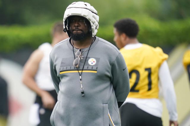 Blitz_Burgh's tweet photo. Coach T! #Steelers #NFL https://t.co/Ig6QHwHf81