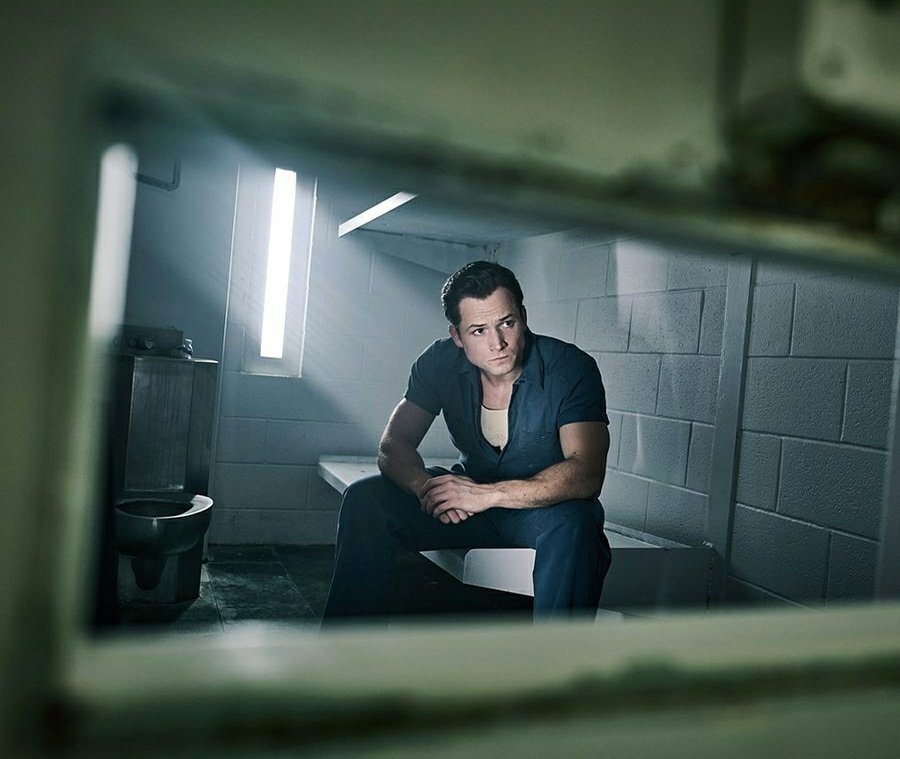 Taron Egerton Fanpage tweet media