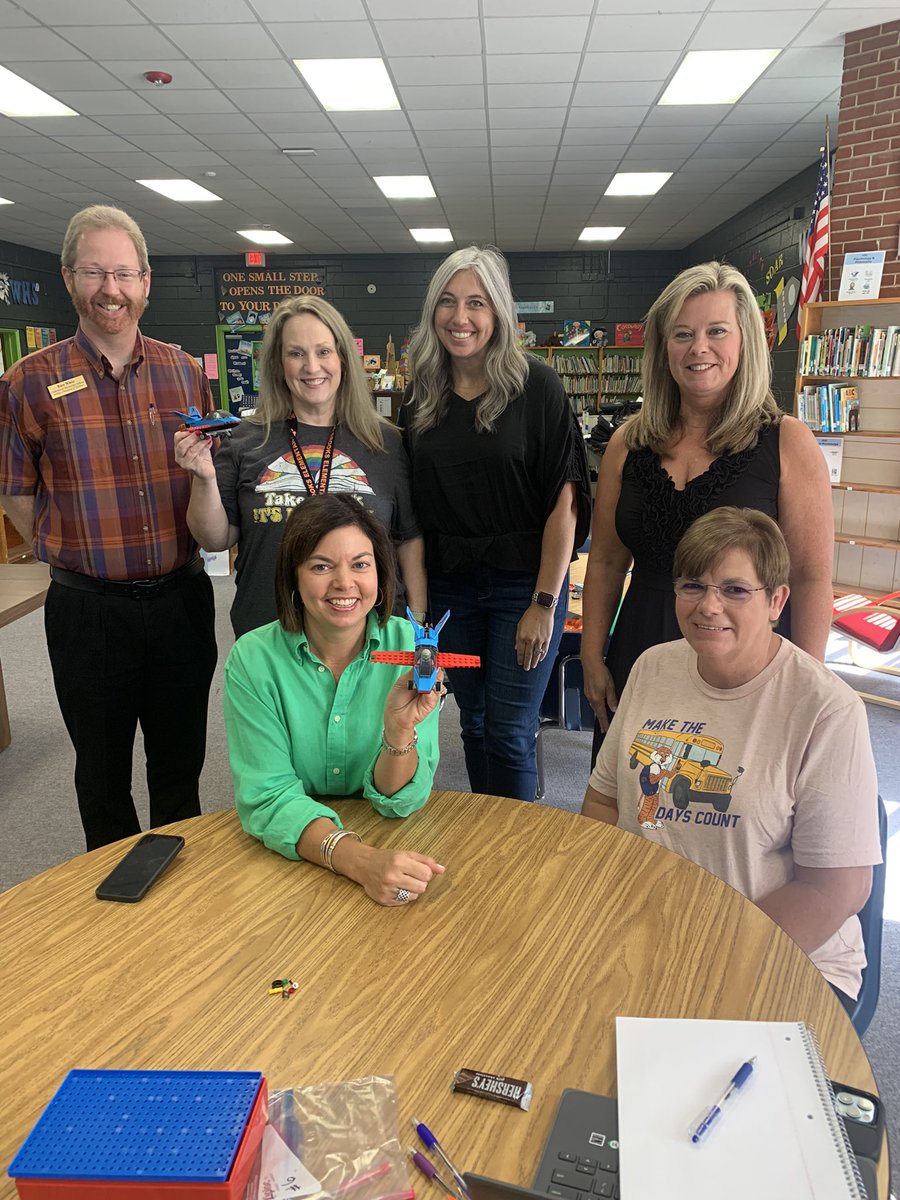 Karen (@karen_thorn) on Twitter photo Lauderdale County library-media specialists were doing a great job learning about computational thinking! They are ready to lead the DLCS charge! <a href="/karen_thorn/">Karen</a> <a href="/UNA_ATiM/">Karen Thorn</a> <a href="/atimpd/">Technology in Motion</a> <a href="/CS4Alabama/">CS4Alabama</a> Lauderdale County library-media specialists were doing a great job learning about computational thinking! They are ready to lead the DLCS charge! <a href="/karen_thorn/">Karen</a> <a href="/UNA_ATiM/">Karen Thorn</a> <a href="/atimpd/">Technology in Motion</a> <a href="/CS4Alabama/">CS4Alabama</a>