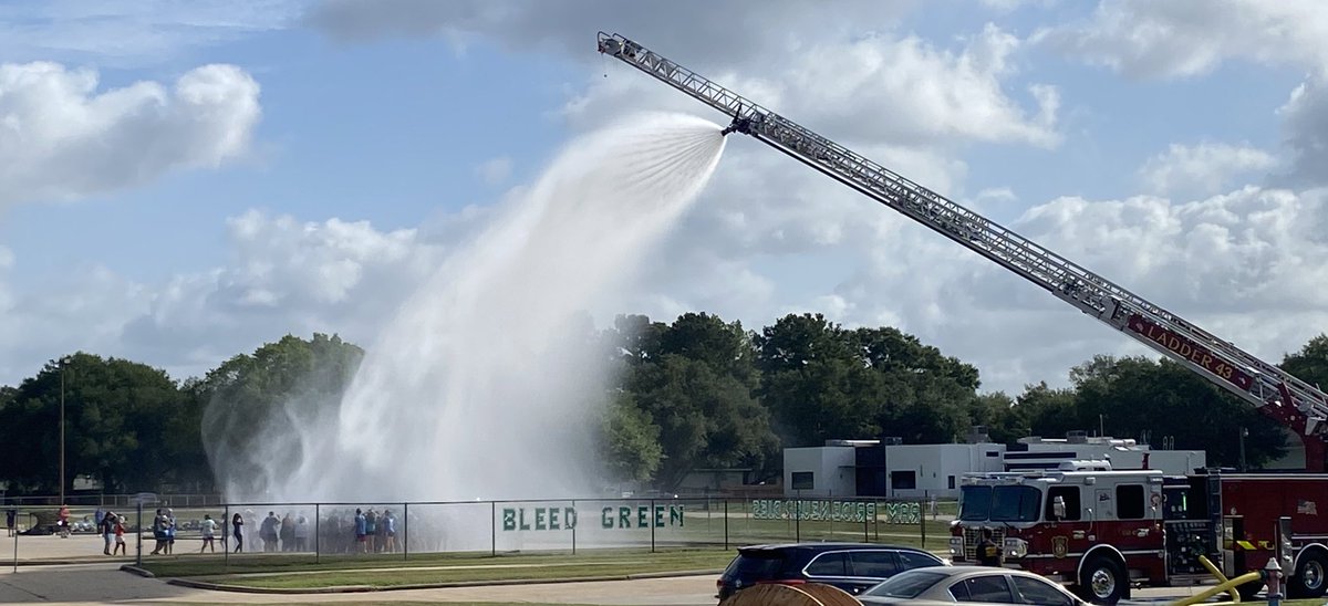 A big SHOUT OUT to Westlake Fire Department for cooling off the band at practice today!!!