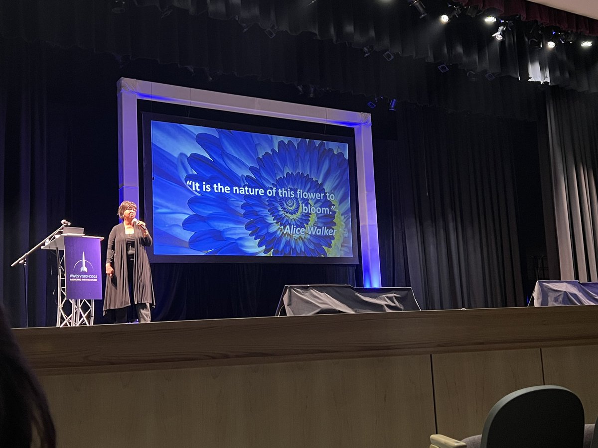 MsDealsClass's tweet image. I had such an incredible experience at the Excellence and Equity in Education 2022 conference today! Hearing @maejemison speak was the absolute highlight for me! Hands on, hearts on, minds on!🤩