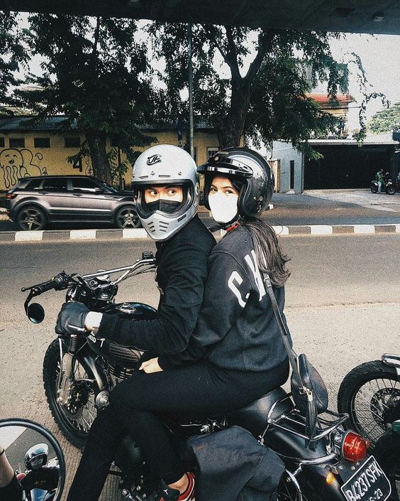 Motoran date outfit ideas with aygg!

-A thread-