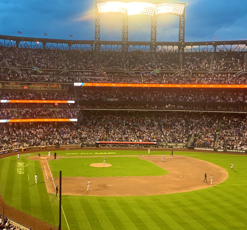 I didn’t win last weeks Mega Millions but I decide to go the Mets game last minute and watch them tee off against the Braves which is a very fair trade off. #LGM