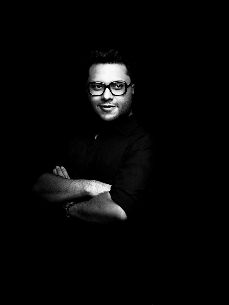 taran_adarsh's tweet photo. #DivyanshPandit - maker of short films - announces his music label #WildBuffaloesMusic, an extension of his production house #WildBuffaloesEntertainment... #Divyansh makes his directorial debut with #Palatwar, produced by #DeepakMukut and music by #AjayAtul. https://t.co/f021wQb3Nu
