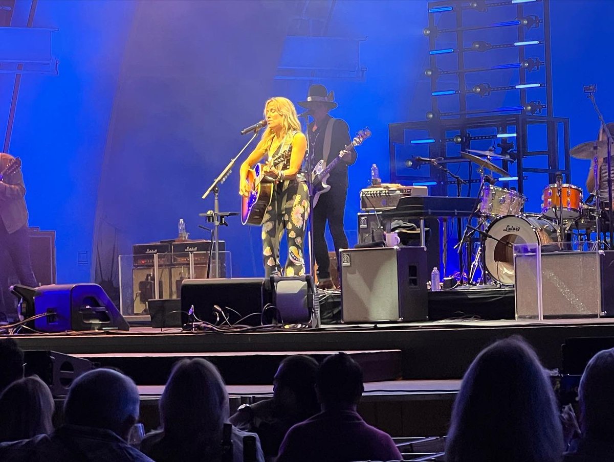 jmm869127's tweet photo. Had a blast with friends from @CityClubLA @ClubCorp seeing @SherylCrow @HollywoodBowl last night. #cityclub #clubcorp #Hollywood https://t.co/mn6U20QAVT