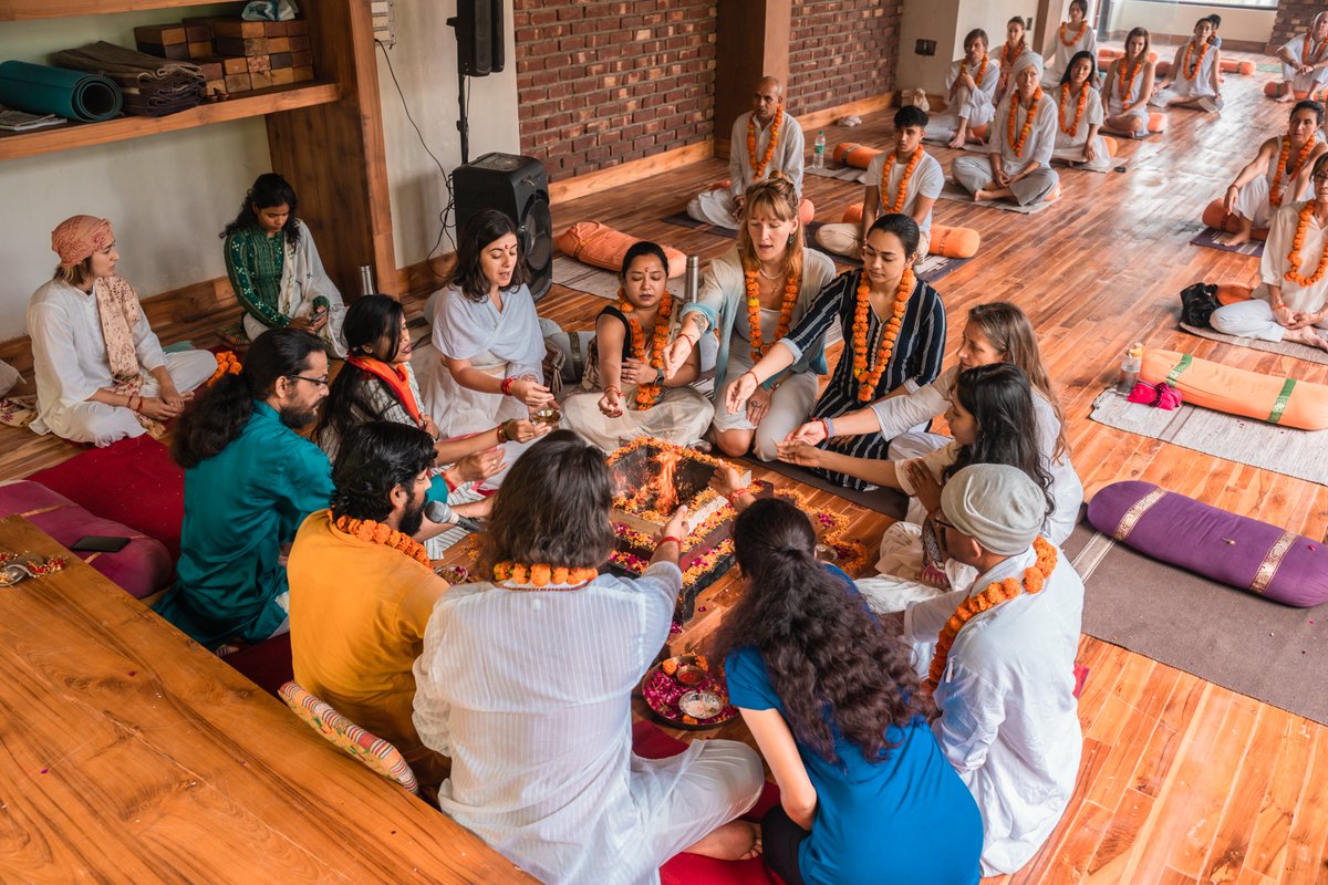 World peace yoga school welcomes the class of -Aug 2022..
As all the inhibitions are left behind.. the students come with a surrender to learn and understand the teaching and practise of yoga…

#wpys #yttc #yogaceremony #havan #pooja #yogarishikesh #YogaTeacher #rishikesh #india