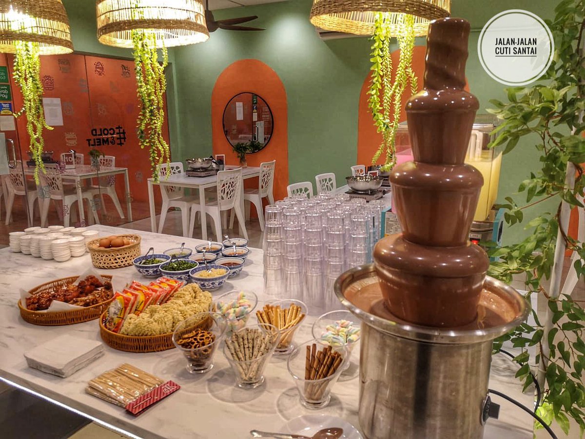 MalaysianFoods's tweet photo. Tempat makan best Steamboat &amp; Grill Unlimited berkonsepkan ala-ala Korean dekat "Shah Alam"

Ini lah port kalau nak mkn steamboat dan Grill  berserta ayam korean Unlimited siap dapat Free "Bingsu"tau. 

Cold&amp;Melt Cafe
📍G-02 menara u,jalan bowling padang 13/62,seksyen 13 shah alm https://t.co/2FaCYwm6IW