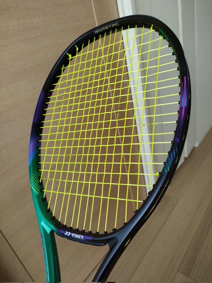 ran7maru's tweet photo. Vcore pro 97を試打用に購入してみた。楽しみです。
#vcore #vcorepro #yonex #tennis #テニス #ブイコア https://t.co/Sjy2OpRAYF