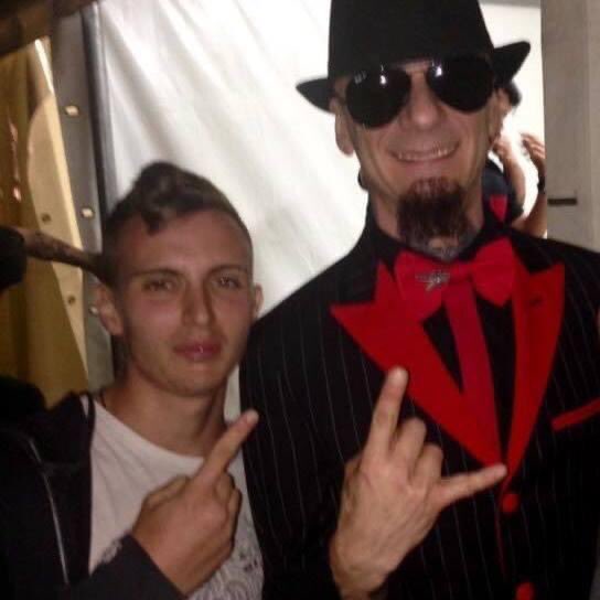 malorgiosf's tweet photo. @jaxofficial Certo, ai tuoi tempi le cose venivano fatte per durare! Buon compleanno. https://t.co/ctDM6EEp20