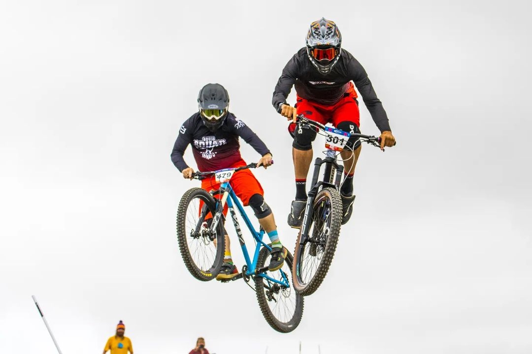 CoticLtd's tweet photo. 4X ain't dead
@nashersquid
"Racing your mates and leaving it all on the track while having some fun in the process ๐
I'm not sure who copied who on race kit this year between @matt_hillyard and me... ๐๐"
#squidsquad
#fkdlife
#british4x
#CoticBFe https://t.co/0zlQDuMSwa