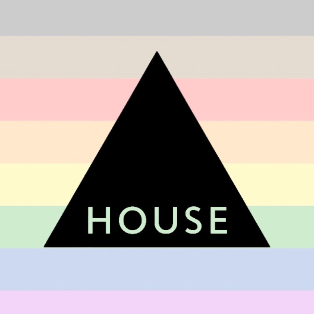 With this weekend all about celebrating differences, we thought we’d keep it simple. No fancy renovations, extensions or new builds; just us supporting the cause. 

Be proud of who you are &amp; who you love! Have a fab <a href="/PrideBrighton/">Brighton & Hove Pride</a>!

🏳️‍🌈💖😃

#HouseConstructionLtd #WeStandTogether