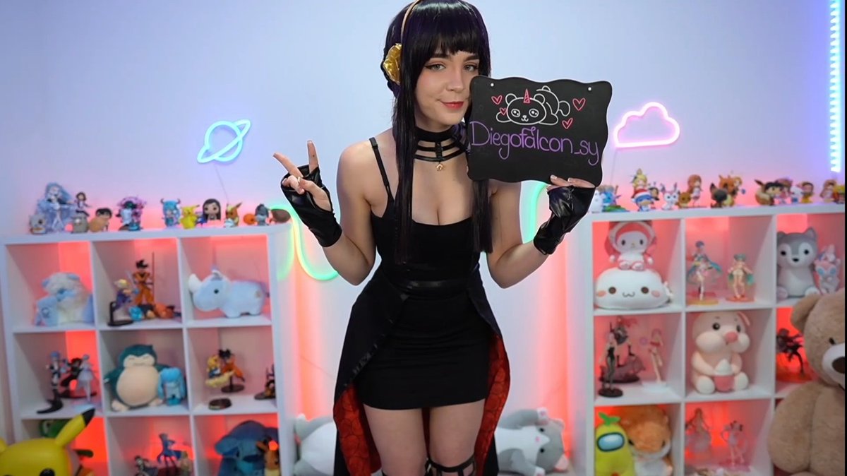 DiegoFalcon23's tweet photo. Muchas gracias mi querida @staryuukiii por El bello zingcito, te quedo genial y tambien que gran sorpresa de cosplay. 
Siempre dando lo mejor a Todo momento 😊
#staryuukizings https://t.co/q1gbry8Qzs