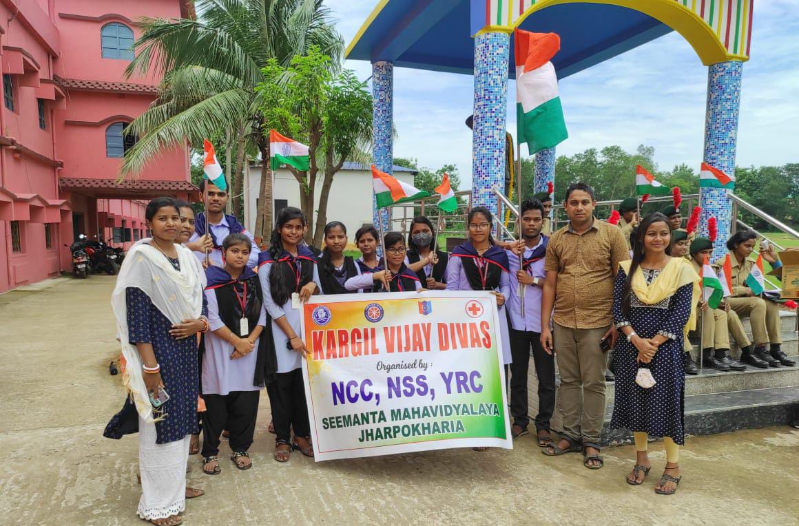 Remembering the sacrifices made by the Jawans during the 1999 War against Pakistan. 

Jai Hind...🇮🇳🇮🇳🇮🇳
Kargil Vijay Diwas!🎇🎇🎇

#Seemanta_Mahavidyalaya_jharpokharia