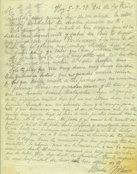 Blanca Brisac escribía a su hijo" Voy a morir con la cabeza alta...Solo por ser buena...()Solo te pido que seas muy bueno,muy bueno siempre...Que quieras a Todos y que no guardes rencor a los que dieron muerte a tus Padres...eso nunca.Las personas buenas no guardan rencor...()..