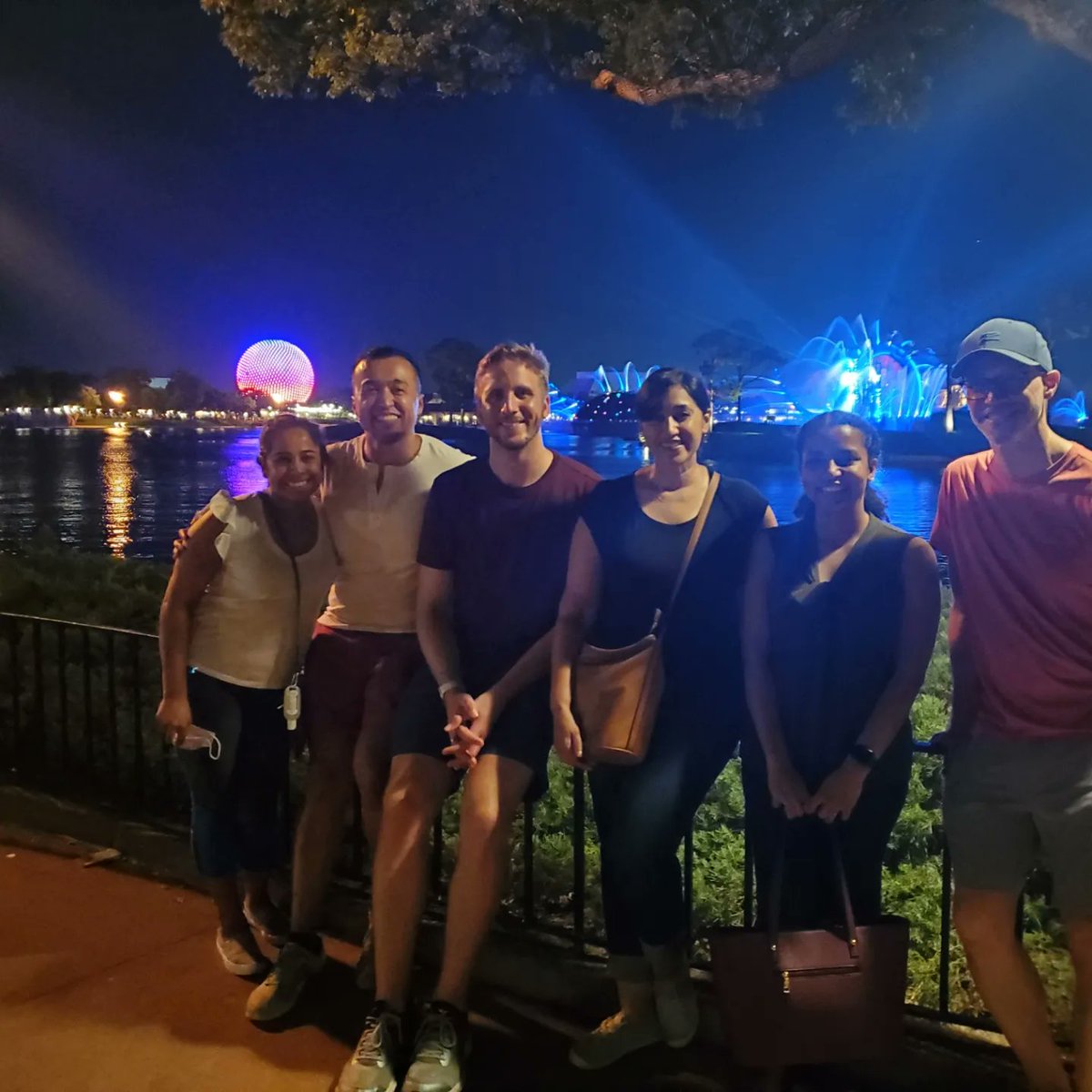 induru_s's tweet photo. Who Disney'ed with some hospitalists this past week?🤗

I did! #phm22 #phmfellows #pedshospitalist https://t.co/ZqTboUDT9L