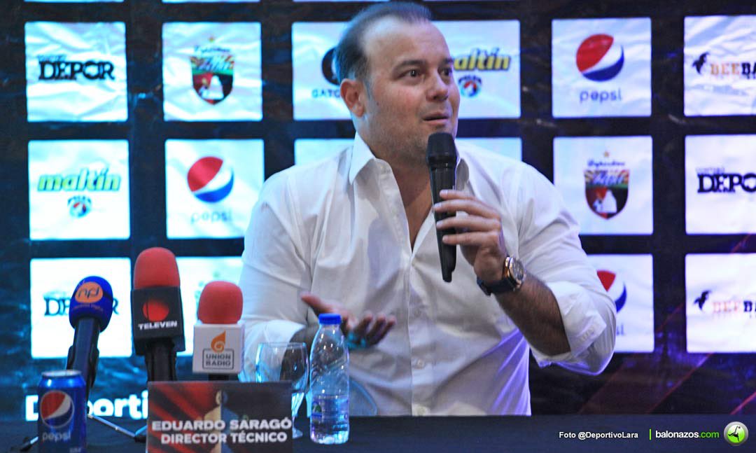MarioSanchezVe's tweet photo. Eduardo Saragó: "Hay jugadores que juegan la Libertadores que ganan 100.000$ al mes. No estoy diciendo 1 o 2, son muchos. Esos jugadores luego enfrentan a equipos venezolanos que tienen jugadores que cobran 1000$ si es que lo han cobrado".
https://t.co/Dg3z0M7MLz https://t.co/EDcsS9CYTN