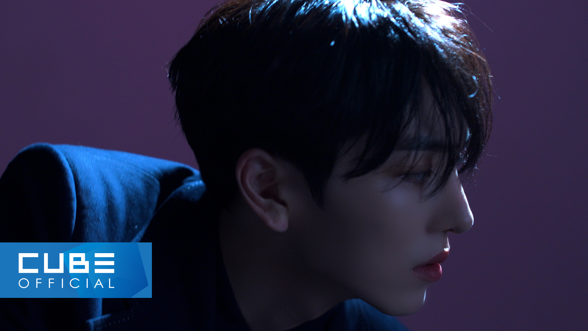 pentagon ペンタゴン　キノ　KINO プリント写真　pose FZKXU2PakAAhEx5.jpg
