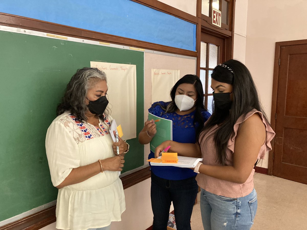 JillAnnable's tweet photo. The multiage teachers in the Microschool Network of Archdiocese of LA @CatholicEdLA @christi22168709 @pb_school grew their successful practices &amp; discussed classroom environments. Thanks @SaintThomasGR for joining us on day one! https://t.co/gWpQZqBKBo
