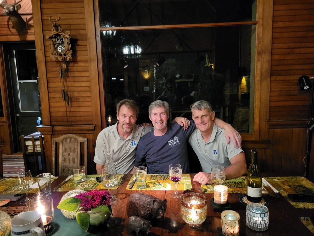 gray_lax's tweet photo. Afternoon #GrayDevils games were close! 50+ drop a tough one 6-5 to Northshore; 55+ survive 4-3 over High Peaks. Both now 2-1 heading into tomorrow. Time for dinner & a Lake Placid sunset! @wrbm25 #GoodDay #FullHeartSoreLegs #LaxBrotherhood https://t.co/02Q3jfhl91