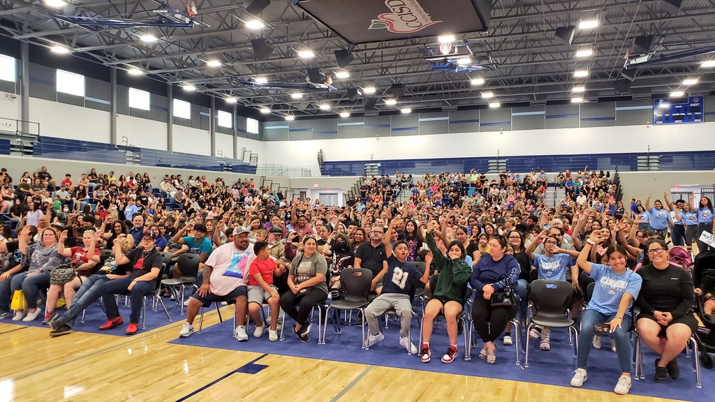 Meet the @MaryCarrollHigh Class of ⭐⭐2️⃣0️⃣2️⃣6️⃣⭐⭐ Freshman Orientation was very well attended - what an amazing Tiger Community! We look forward to a great year! #TigerPride