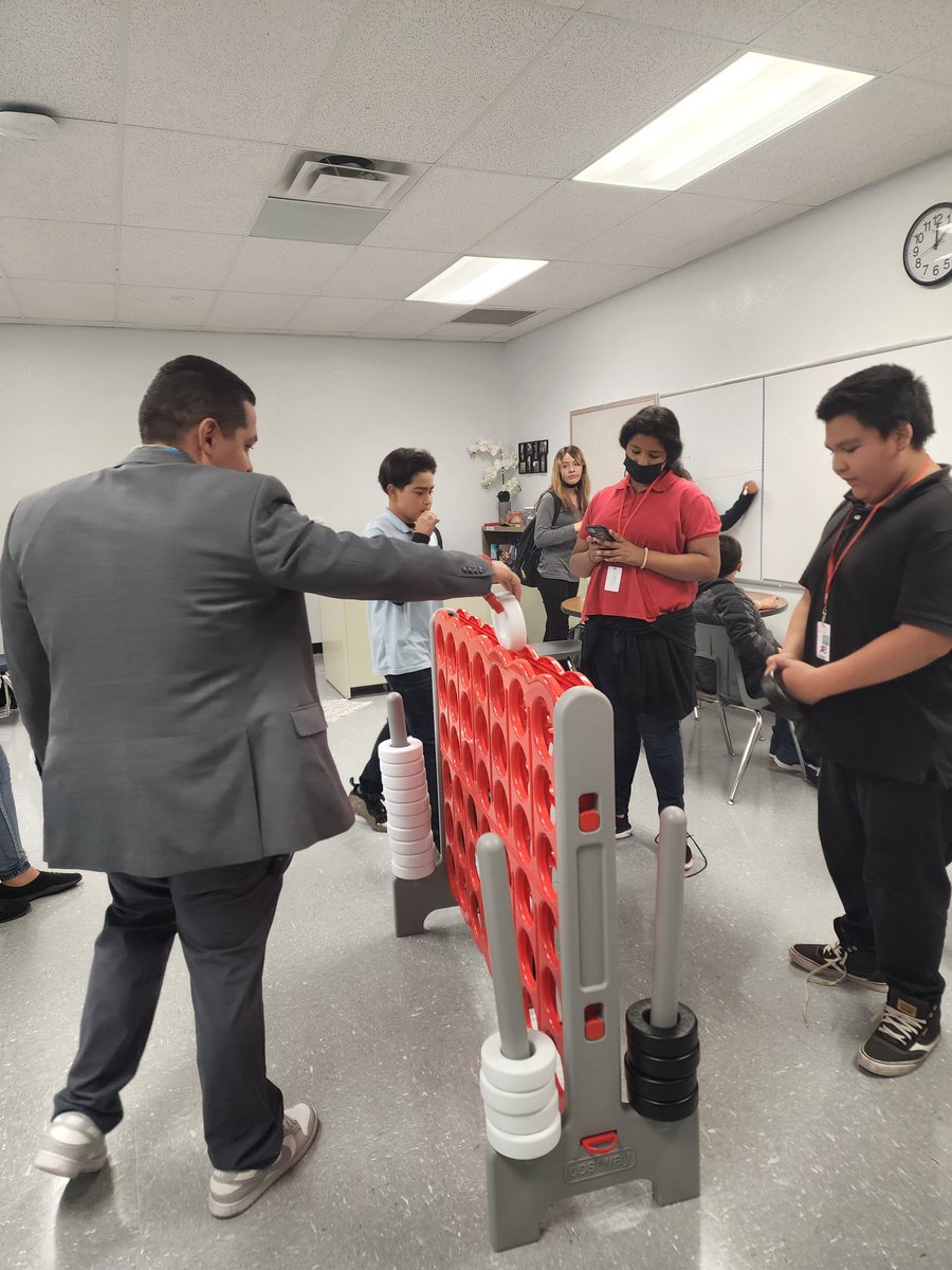 missalexsan's tweet photo. Where's Mr. G? Principal is not in his office, he's busy having fun with his students! Mr. G putting students always first.  #PBIS #SEL #ClintISD  #HeartFirstClintISD @EMMS_Gutierrez @Team_EMMS @OliverAP_EMMS @DebLuevanos @JimLittlejohn3 @DrJuanIMartinez https://t.co/ogaQ5yh7MH