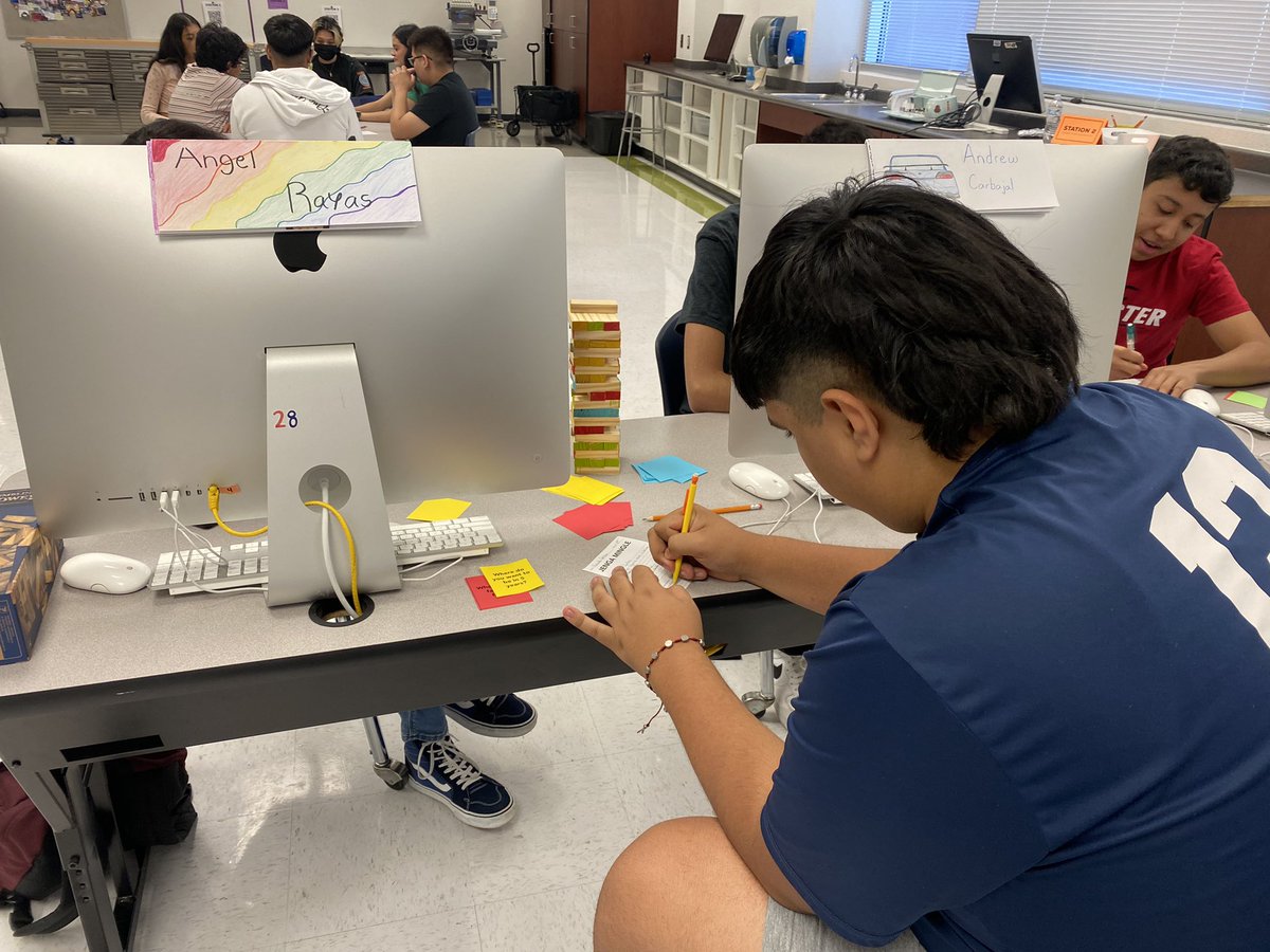 amonreal_ehs's tweet photo. Digital Design students getting to know each other using Jenga blocks with icebreaker questions #TeamSISD  #Elevate https://t.co/FeF6ijULuz